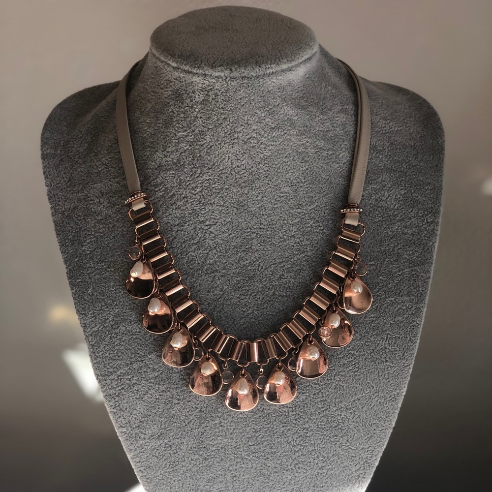Beautiful WHBM necklace